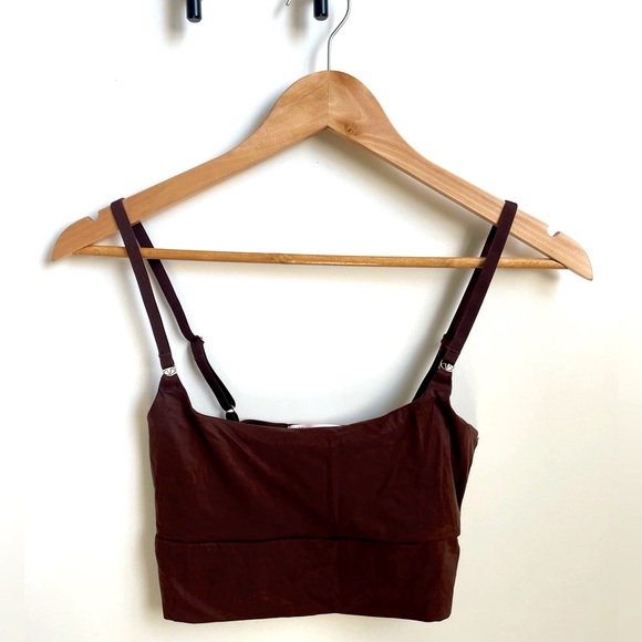 Victoria’s Secret Feathersoft Essentials Bralette - Picture 4 of 7